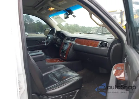 2007 Chevrolet Suburban 1500 Ltz from USA, damaged, VIN 3GNFC16037G224925